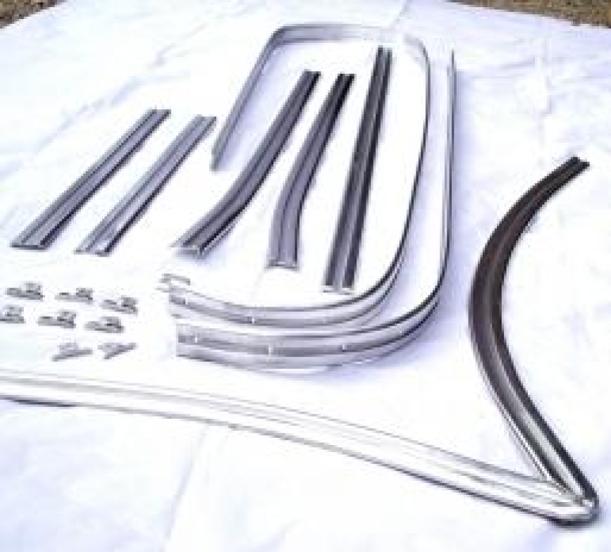 Splitscreen Bus Deluxe Body Moulding Kit LHD 196467 Cool Air VW